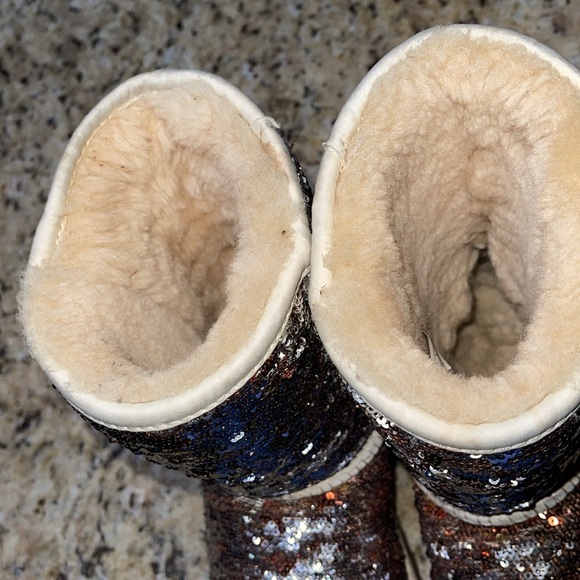 UGG Classic Sequin Boots - Picture 8 of 9